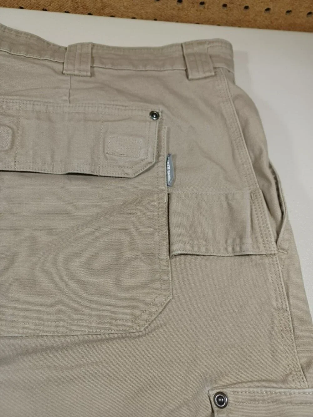 Duluth Trading Co excellent used